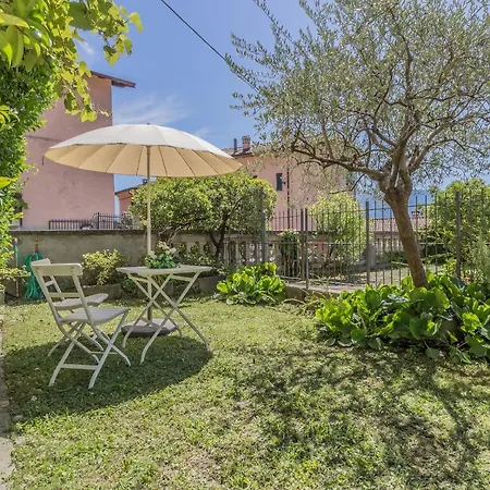 Casa Degli Artisti ヴァレンナ
