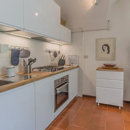 Casa Degli Artisti ヴァレンナ