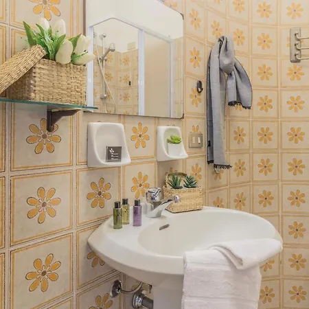 Casa Degli Artisti Apartamento Varenna